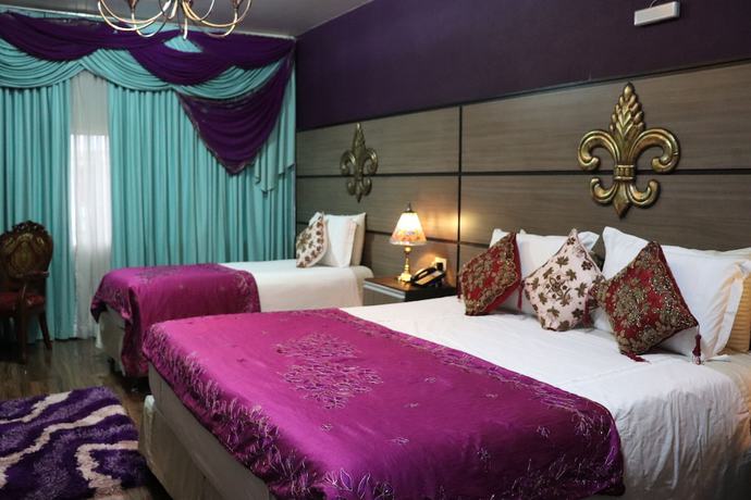 Imagen de la habitación del Hotel Luxsur. Foto 5