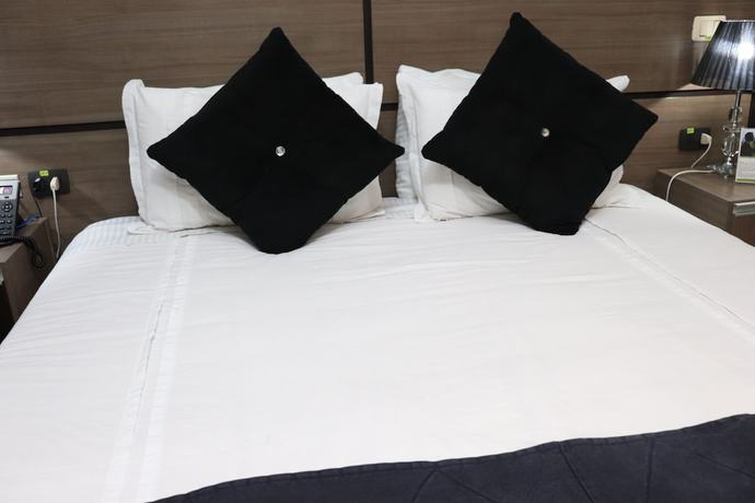 Imagen de la habitación del Hotel Luxsur. Foto 12