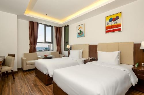 Imagen de la habitación del Hotel Luxtery. Foto 7