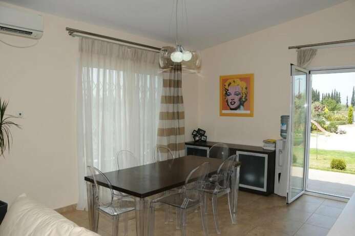 Imagen general del Hotel Luxurious 6 Bedroom Villa In a Great Location. Foto 6