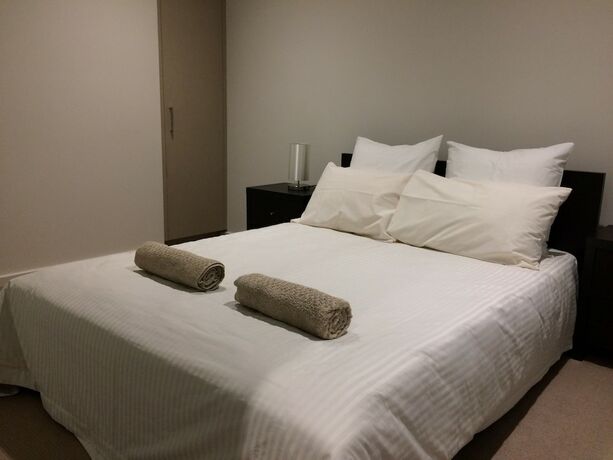 Imagen general del Hotel Luxurious Apartments Near City. Foto 1