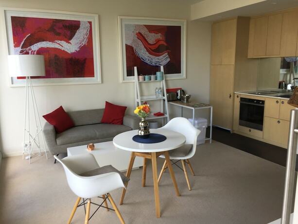 Imagen general del Hotel Luxurious Apartments Near City. Foto 8