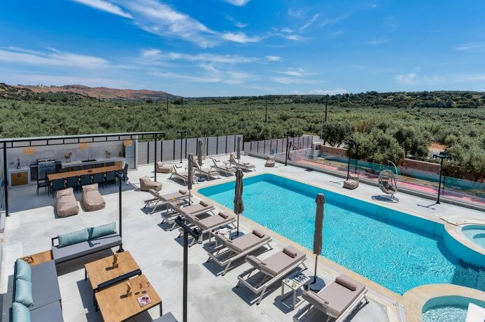 Imagen general del Hotel Luxurious Villa Mare - With 150m Pool. Foto 17