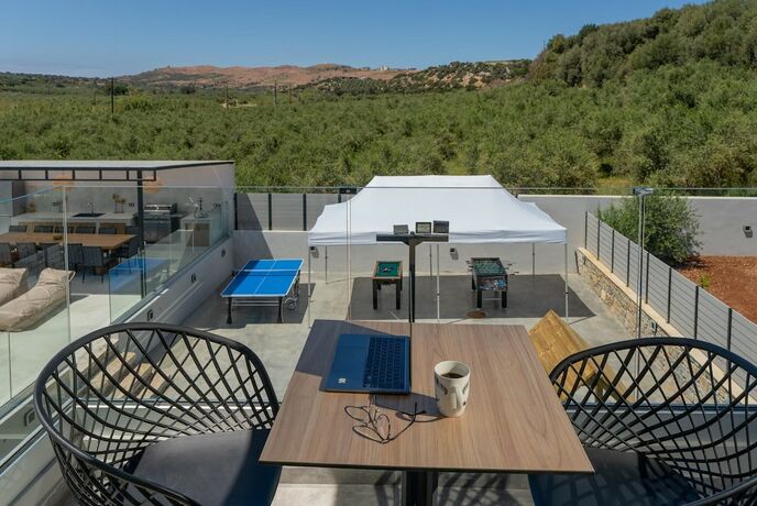 Imagen general del Hotel Luxurious Villa Micha Mare - 14 Bedrooms. Foto 5