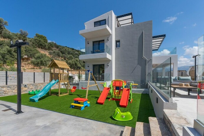 Imagen general del Hotel Luxurious Villa Micha Mare - 14 Bedrooms. Foto 18
