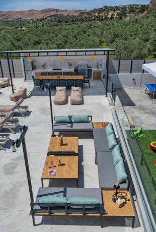 Imagen general del Hotel Luxurious Villa Micha - With 150m Pool. Foto 16