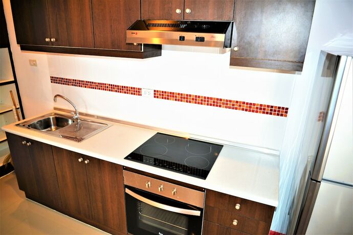 Imagen general del Hotel Luxury 1 bed Corner Condo. Foto 6