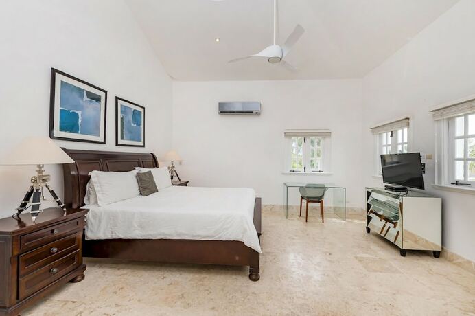 Imagen general del Hotel Luxury 2 Levels Villa for Rent at Puntacana Resort Club - Chef Butler Maid Pool. Foto 2