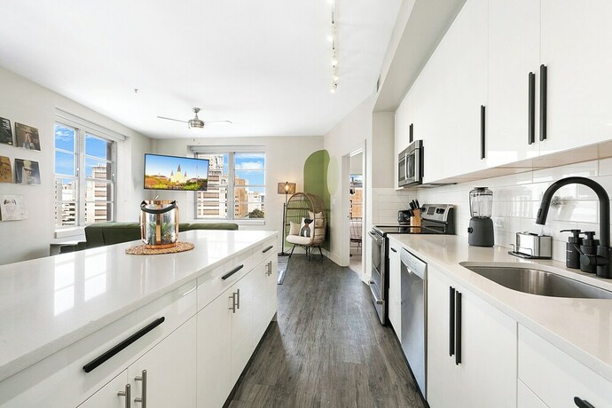 Imagen general del Hotel Luxury 2-bedroom Condo Steps Away From The French Quarter. Foto 14