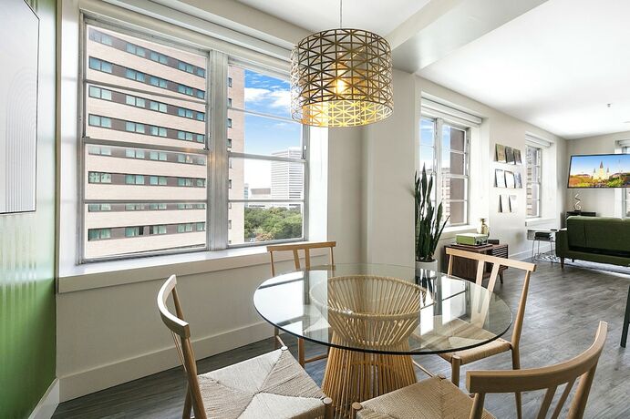 Imagen general del Hotel Luxury 2-bedroom Condo Steps Away From The French Quarter. Foto 16