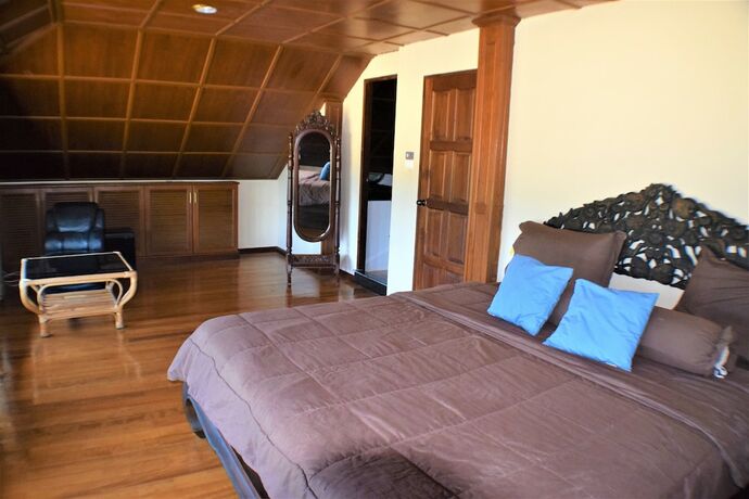 Imagen general del Hotel Luxury 4 Bed Pool Villa. Foto 14