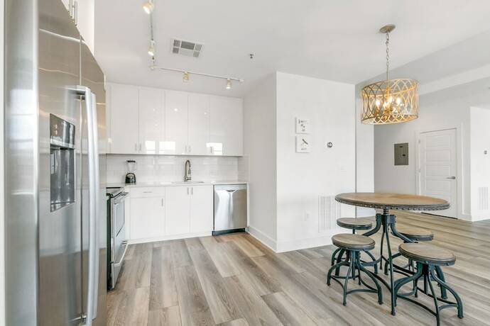 Imagen general del Hotel Luxury 4 Bedroom Condo Short Walk To Bourbon Street. Foto 7