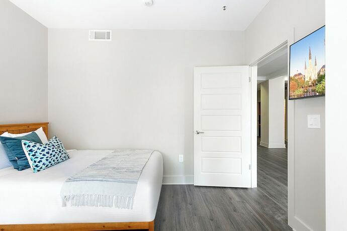 Imagen general del Hotel Luxury 4b Condo - Newly Renovated - Steps To French Quarter. Foto 2