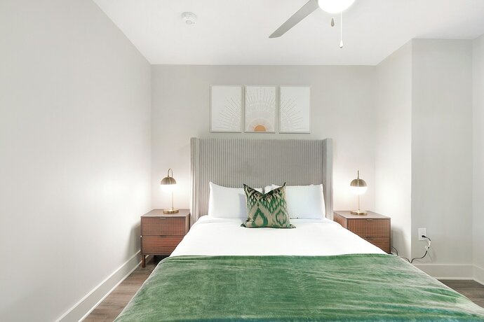 Imagen general del Hotel Luxury 4b Condo - Newly Renovated - Steps To French Quarter. Foto 4