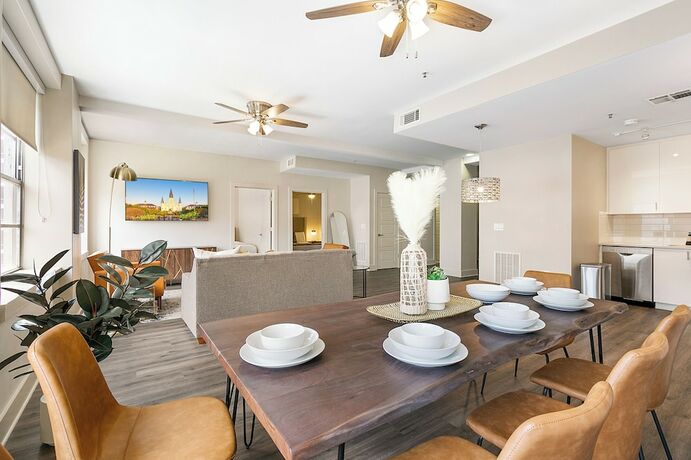 Imagen general del Hotel Luxury 4b Condo - Newly Renovated - Steps To French Quarter. Foto 11