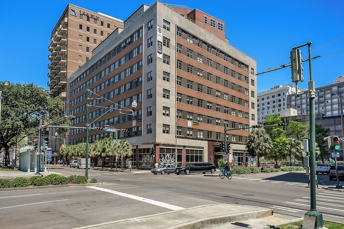 Imagen general del Hotel Luxury 4b Condo - Newly Renovated - Steps To French Quarter. Foto 15