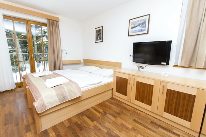 Imagen general del Hotel Luxury Apartments Bolf. Foto 9