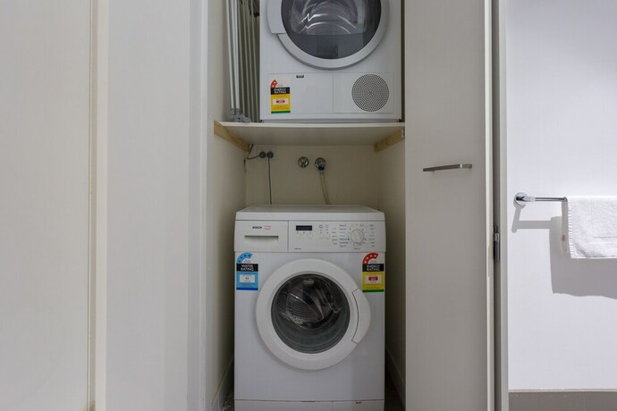 Imagen de los interiores del Hotel Luxury Apartments By Royal Stays. Foto 13