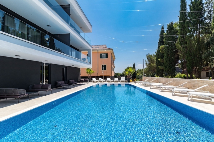 Imagen general del Hotel Luxury Apartments Magali 2. Foto 1