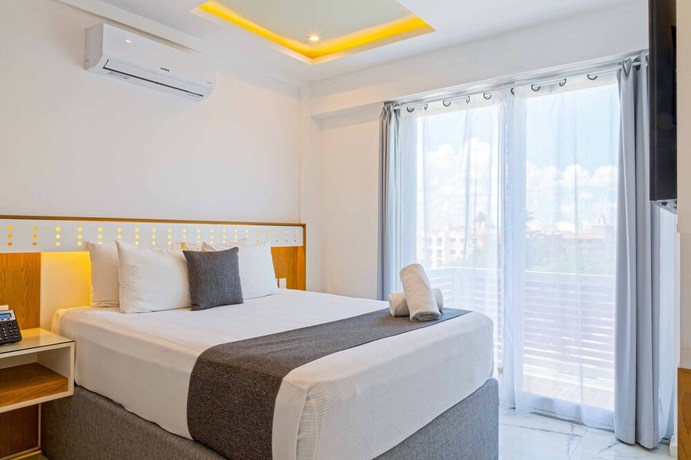 Imagen de la habitación del Hotel Luxury Apartments Pool and Jacuzzi. Foto 16