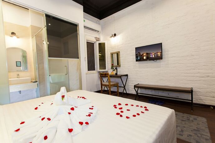 Imagen general del Hotel Luxury Backpackers. Foto 2