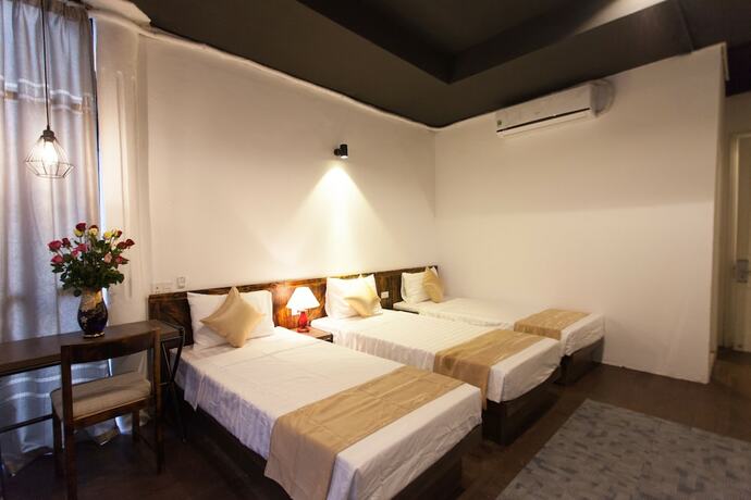 Imagen general del Hotel Luxury Backpackers. Foto 1