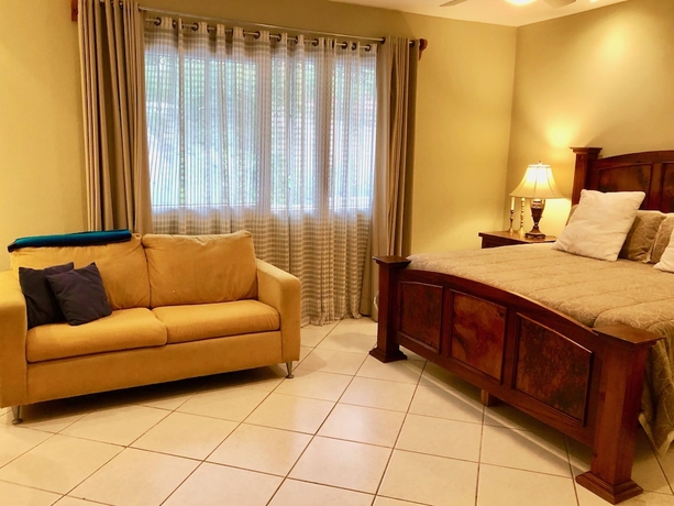 Imagen de la habitación del Hotel Luxury Condo Romantic Zone-Beach. Foto 9