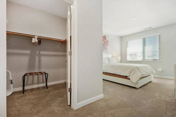 Imagen de la habitación del Hotel Luxury Condos Menlo Park. Foto 18