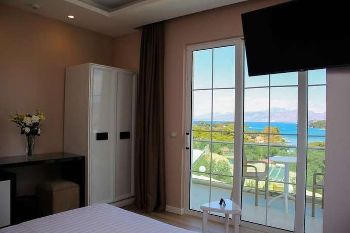 Imagen de la habitación del Hotel Luxury. Foto 9