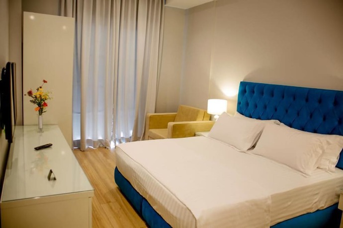 Imagen de la habitación del Hotel Luxury. Foto 11