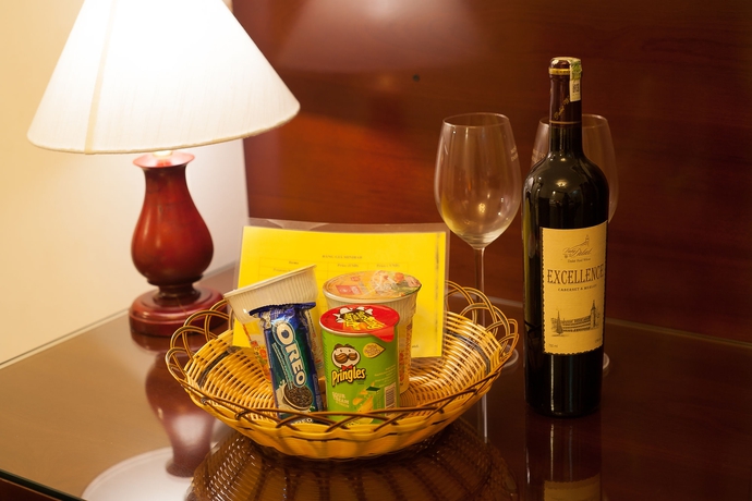 Imagen general del Hotel Luxury, Hanoi. Foto 1