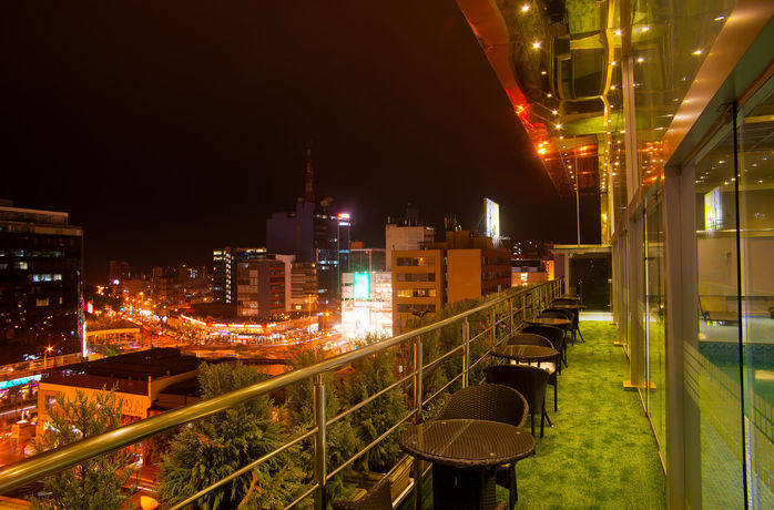 Imagen de la habitación del Hotel Luxury Inkari. Foto 8