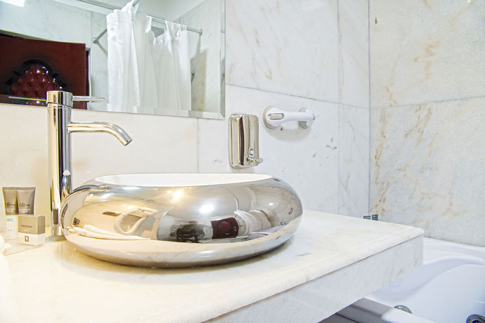 Imagen de la habitación del Hotel Luxury Inkari. Foto 9