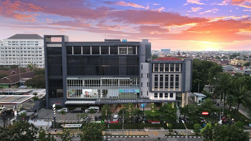 Imagen general del Hotel Luxury Inn Arion Rawamangun. Foto 6