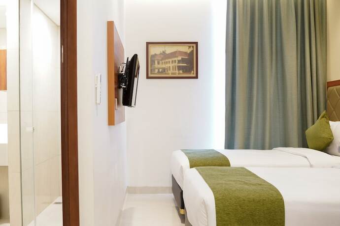 Imagen general del Hotel Luxury Inn Arion Rawamangun. Foto 9