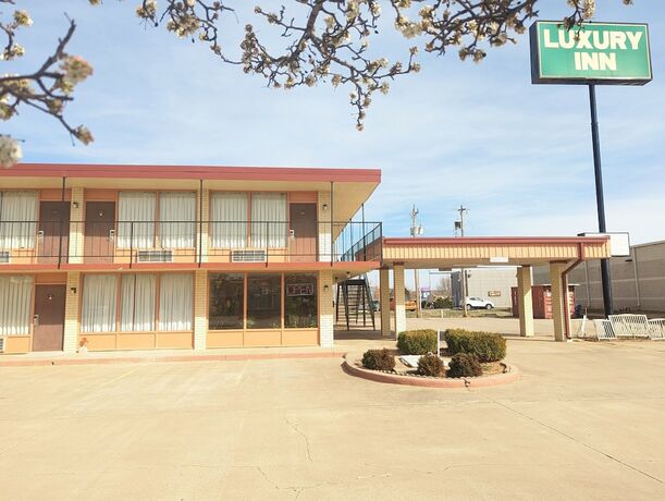 Imagen general del Hotel Luxury Inn, Mustang. Foto 1