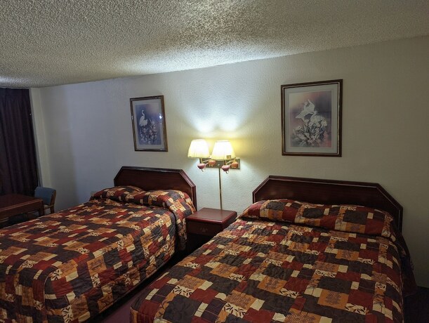 Imagen general del Hotel Luxury Inn, Mustang. Foto 12