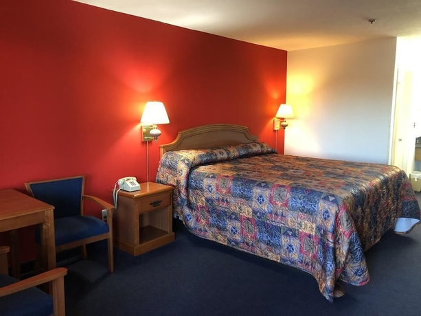 Imagen de la habitación del Hotel Luxury Inn, Norwalk. Foto 4