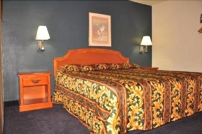 Imagen de la habitación del Hotel Luxury Inn, Norwalk. Foto 7
