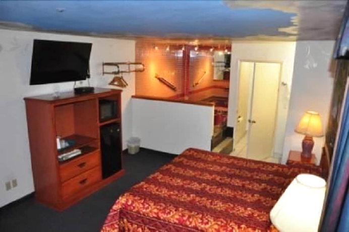 Imagen de la habitación del Hotel Luxury Inn, Norwalk. Foto 16