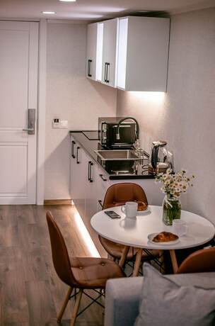 Imagen general del Hotel Luxury Inn, Tbilisi. Foto 5