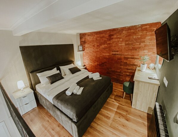 Imagen de la habitación del Hotel Luxury Inn, Tbilisi. Foto 18