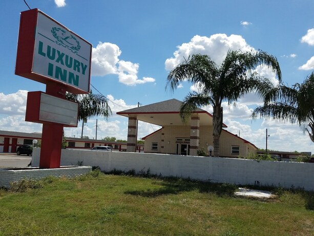 Imagen general del Hotel Luxury Inn and RV Park. Foto 1
