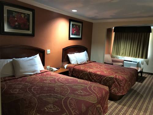 Imagen de la habitación del Hotel Luxury Inn and Suites Liberty. Foto 8