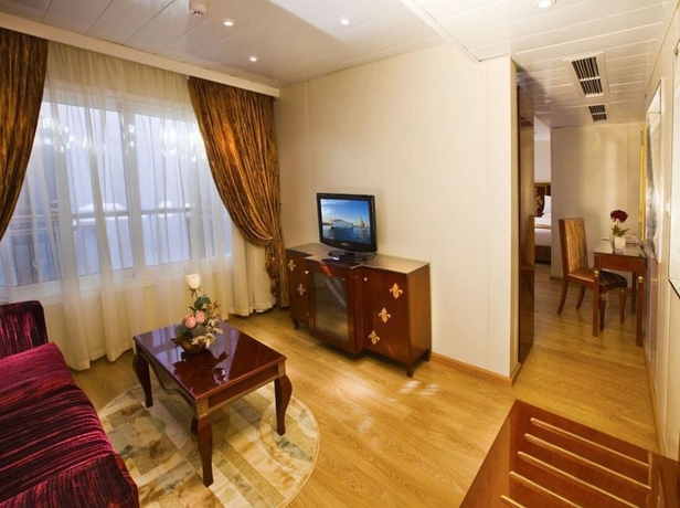 Imagen de la habitación del Hotel Luxury Nile Cruise Alhambra - Every Saturday Luxur to Aswan 4 Nights 5 Days. Foto 4