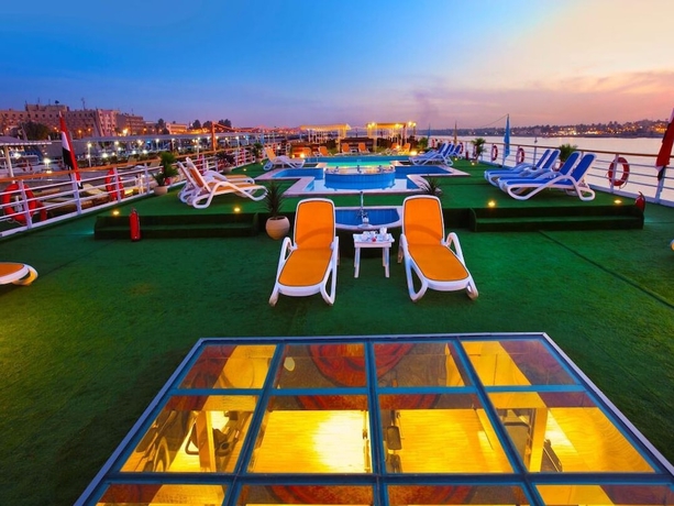 Imagen general del Hotel Luxury Nile Cruise Alhambra - Every Saturday Luxur to Aswan 4 Nights 5 Days. Foto 1