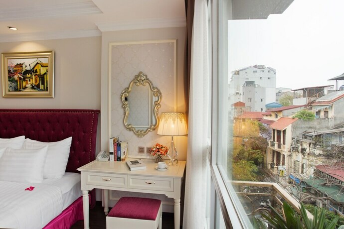 Imagen de la habitación del Hotel Luxury Old Quarter. Foto 24