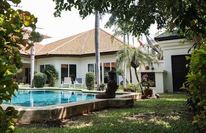Imagen general del Hotel Luxury Private Villa With Pool Jomtien Beach. Foto 5