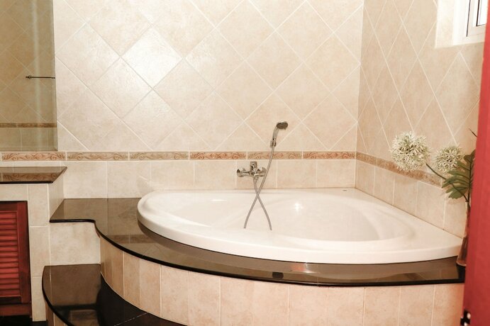 Imagen general del Hotel Luxury Private Villa With Pool Jomtien Beach. Foto 18