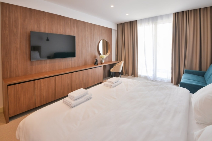 Imagen de la habitación del Hotel Luxury Riva - Budva. Foto 2